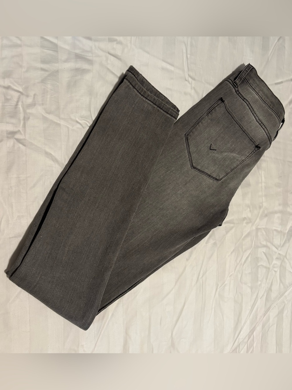 Hudson women’s Jeans Slim Straight in Charcoal Gray
